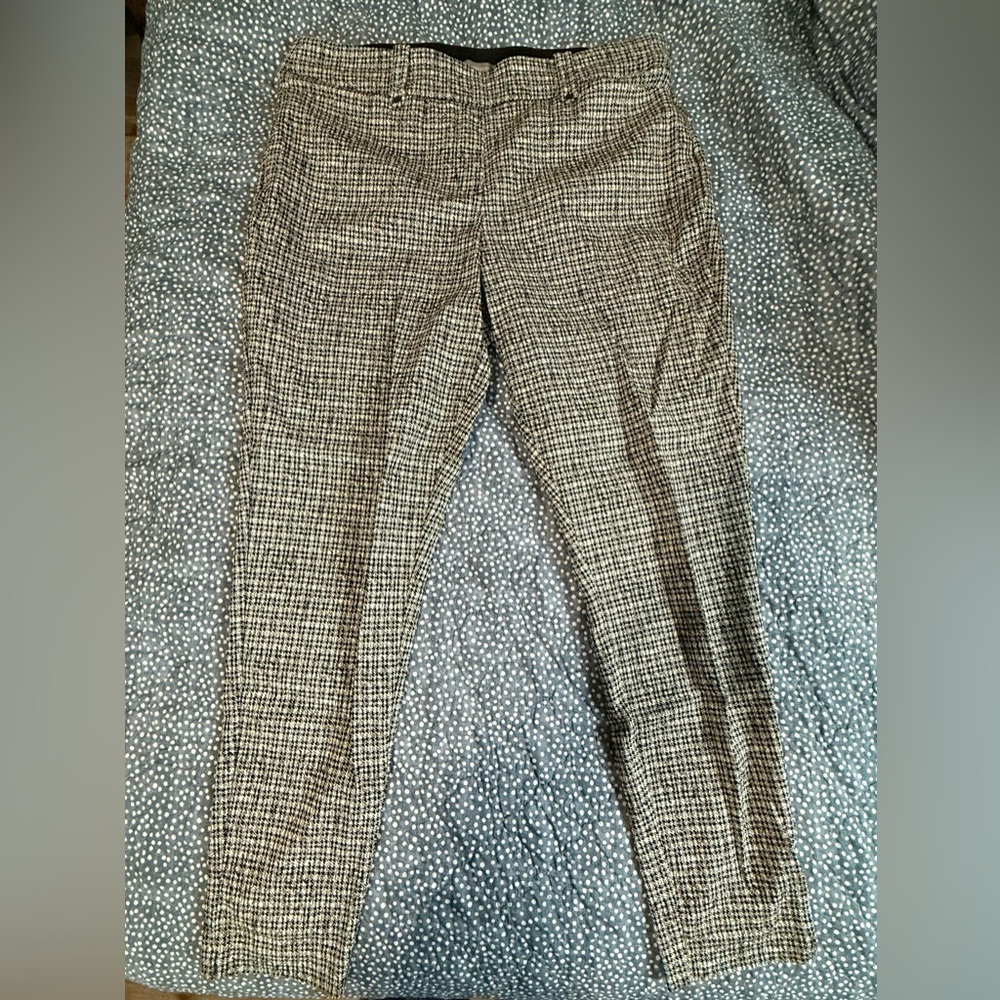 ✨️Closet Cleanout✨️ Women's Black and White Check Ponte Pants